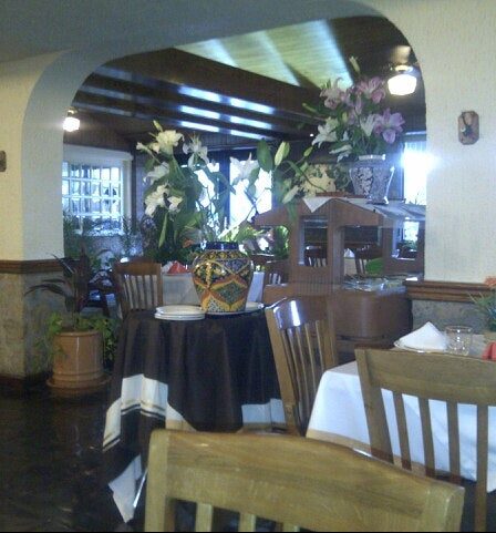 La_Parada_Restaurant-2023-02-8--12-40-42-475.jpg